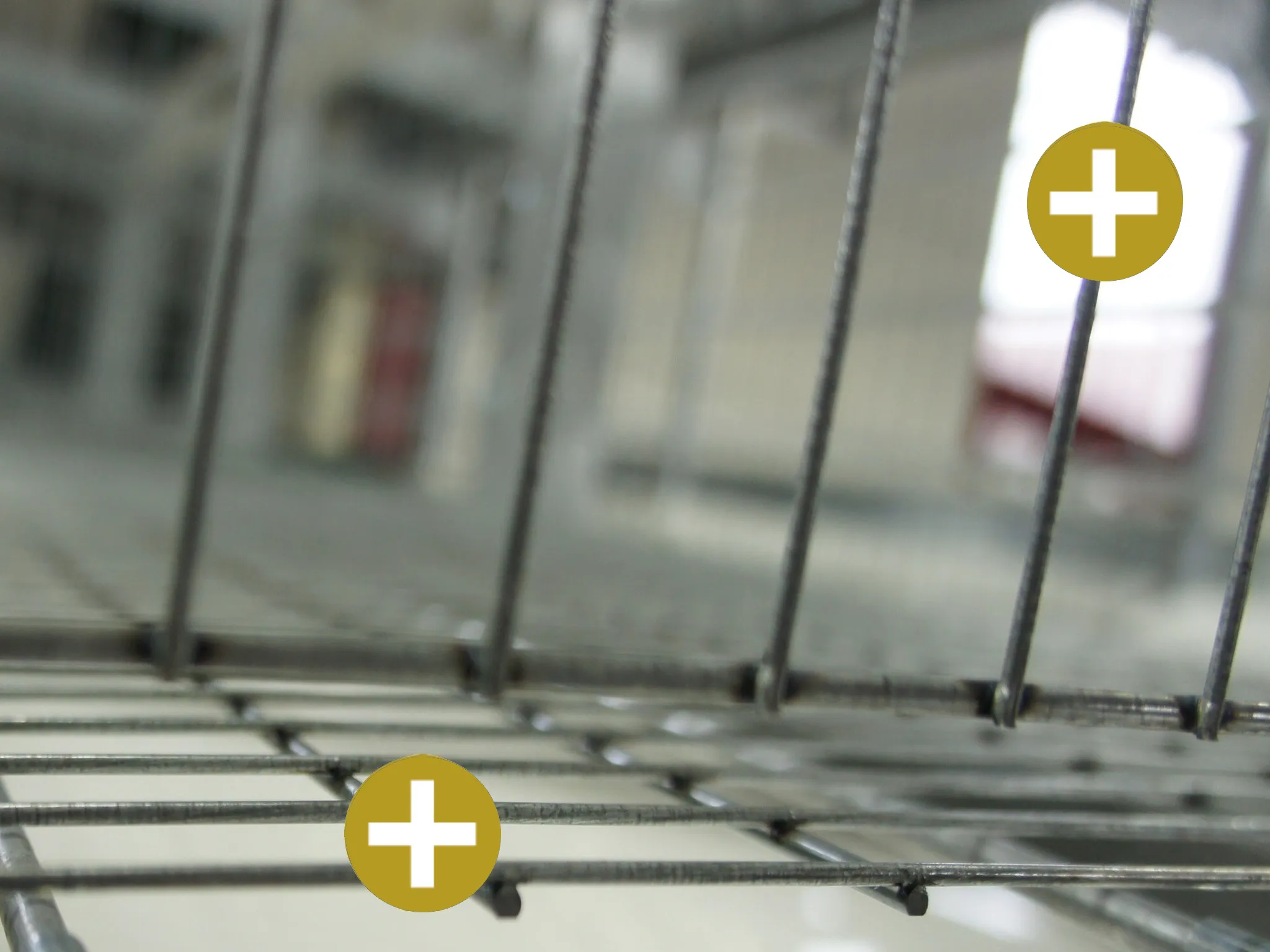 Mesh Wire Floor